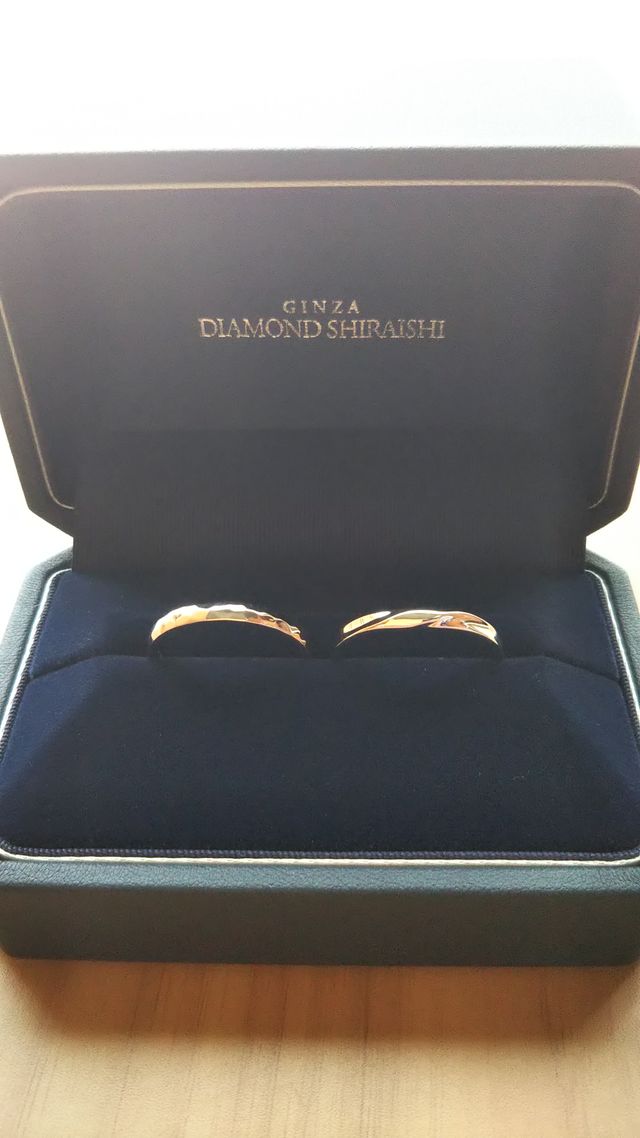 結婚１５年の記念に購入しました