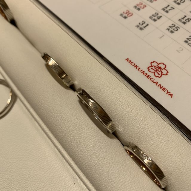 シンプルなデザインを見せてもらいました。