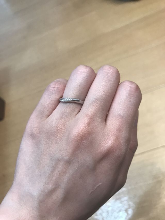 購入してから、ずっとつけている結婚指輪です。