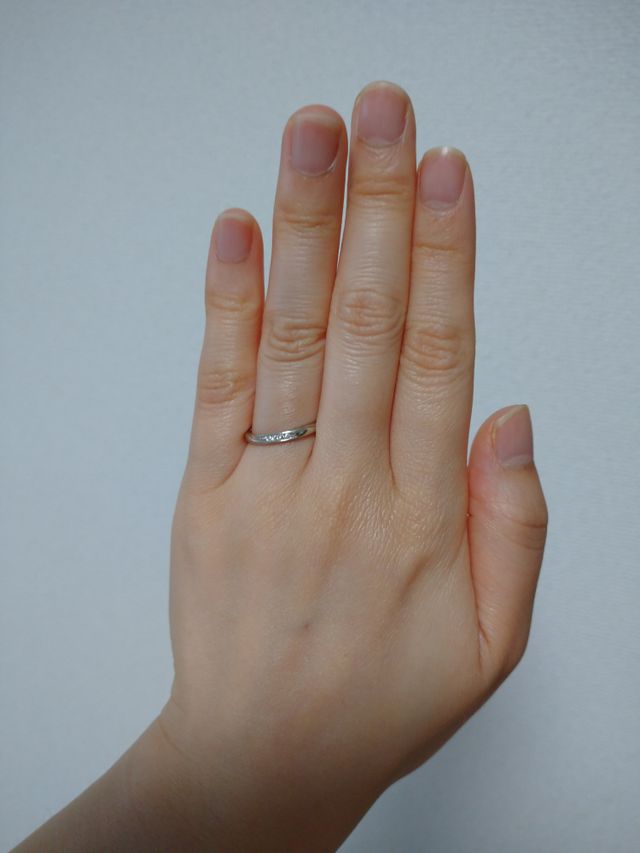 手に馴染む付け心地と、優しいデザインが気に入っています。