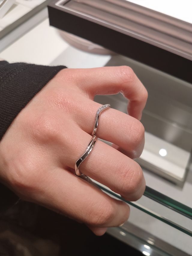 男性用と女性用を両方付けた写真です。