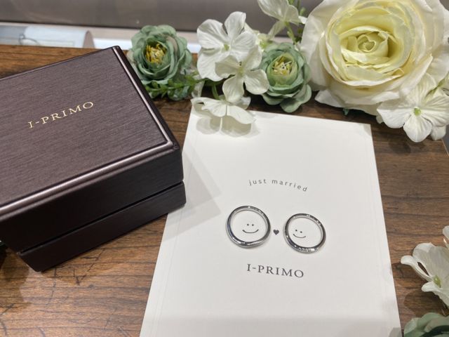 お店で撮影用のプレートを貸していただきました。
