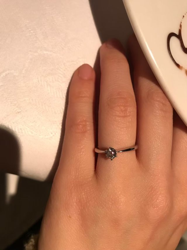 大きめサイズでサプライズされました。この後店舗へサイズ合わせ