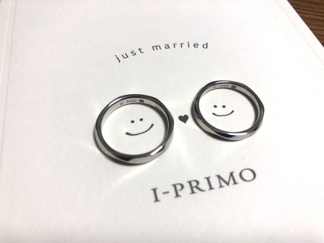 内側に入ったプロミスダイヤが可愛らしいです。