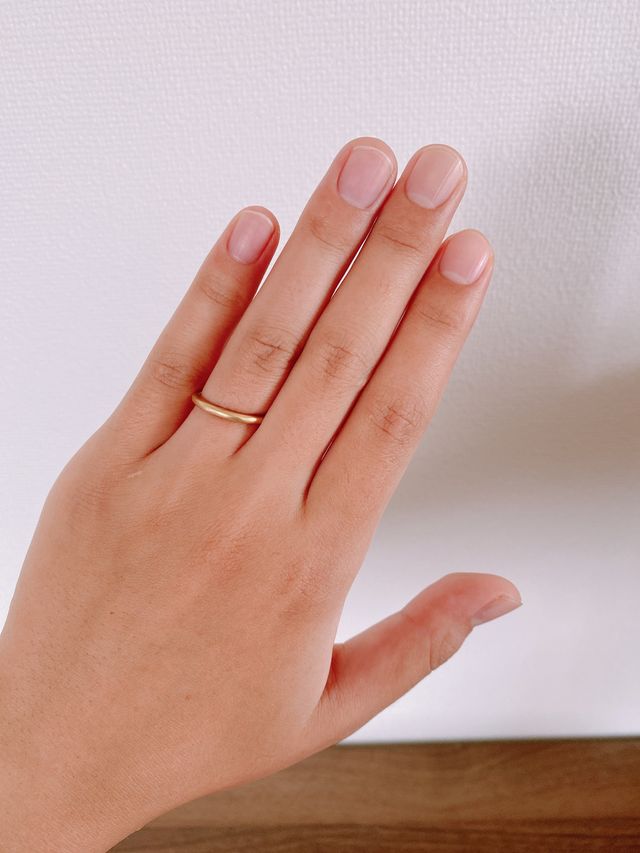 肌に馴染みやすいように、マット加工にしていただきました。