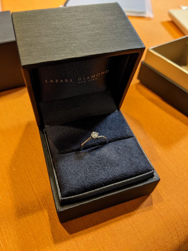 婚約指輪　0.21t