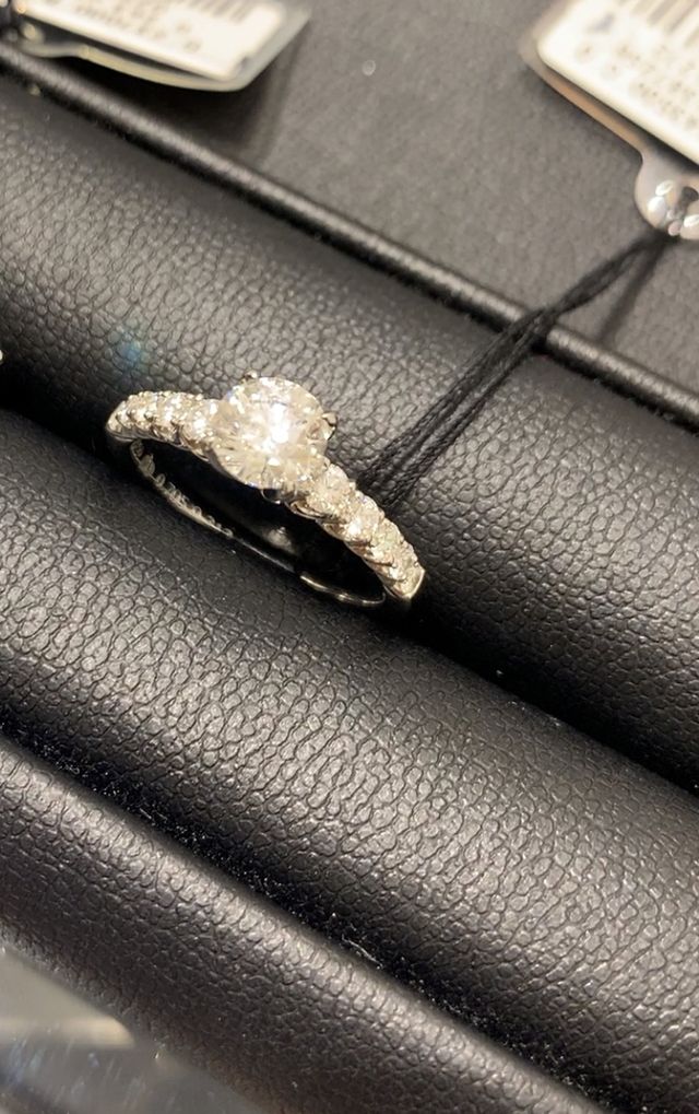 新作デザインとても素敵でした