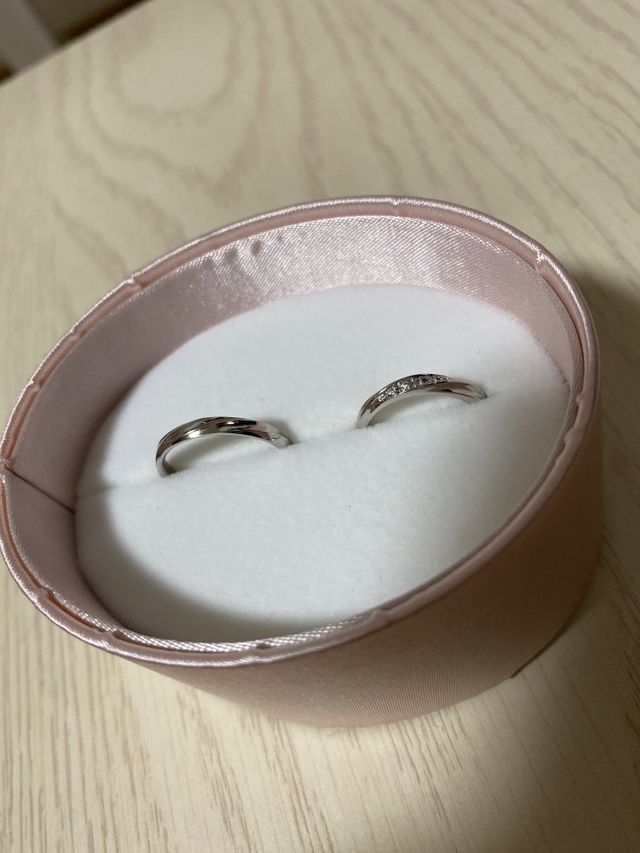 ケースに入れた状態で右が女性用、左が男性用です