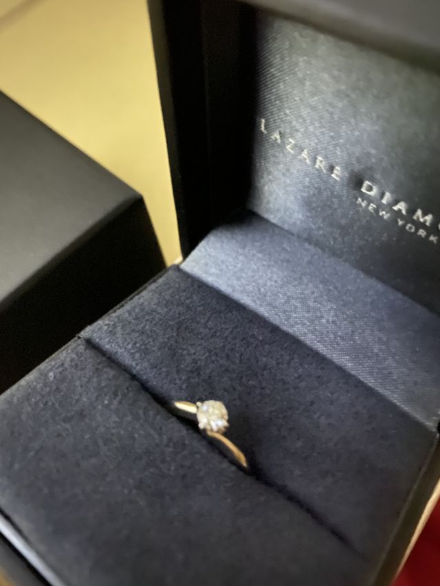 素敵な婚約指輪です！