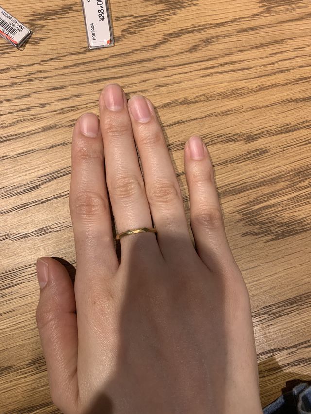 ゴールドのリング