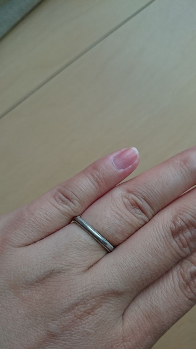 Tiffanyのシンプルなリングにしました！