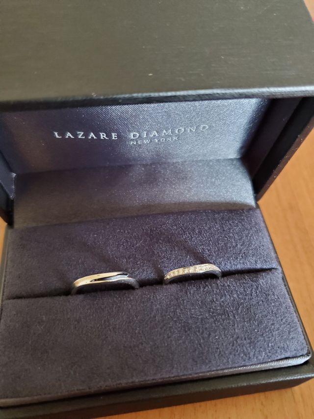 Vラインの形状が指に1番合いました。