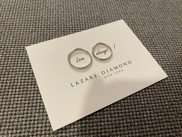 エコーという名前の結婚指輪です。