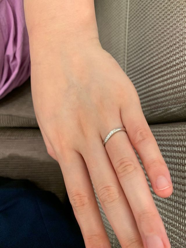 ダイヤモンドが大きくウェーブになってます