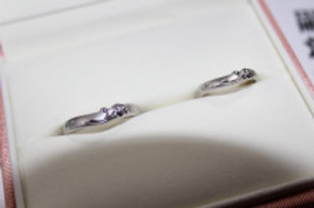 別角度からの指輪写真です。