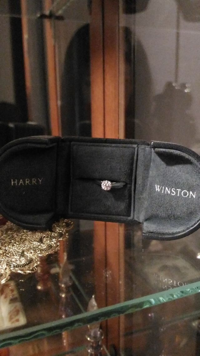 0.5ctでとても綺麗です。