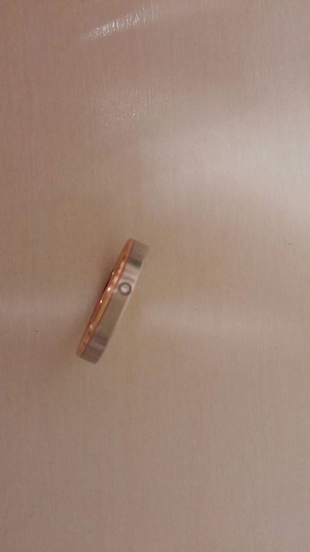 真ん中はダイヤです