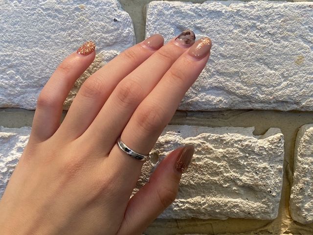 職場で付けている写真