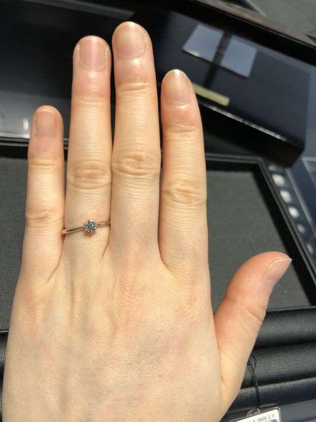 シンプルな形に拘りました