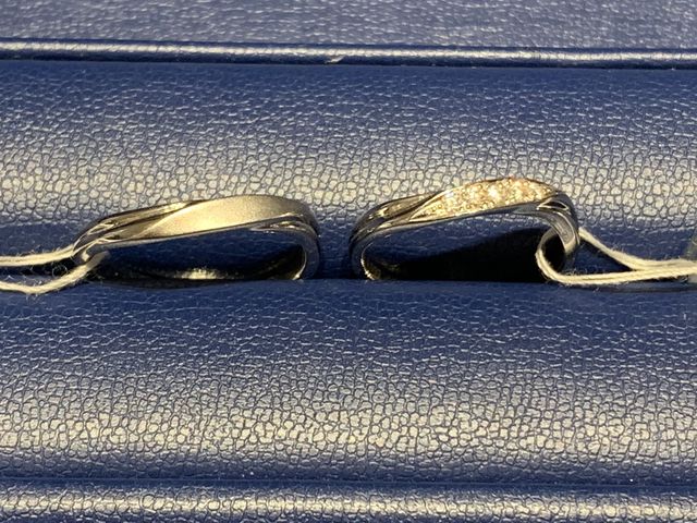 左がメンズ
右がレディースです