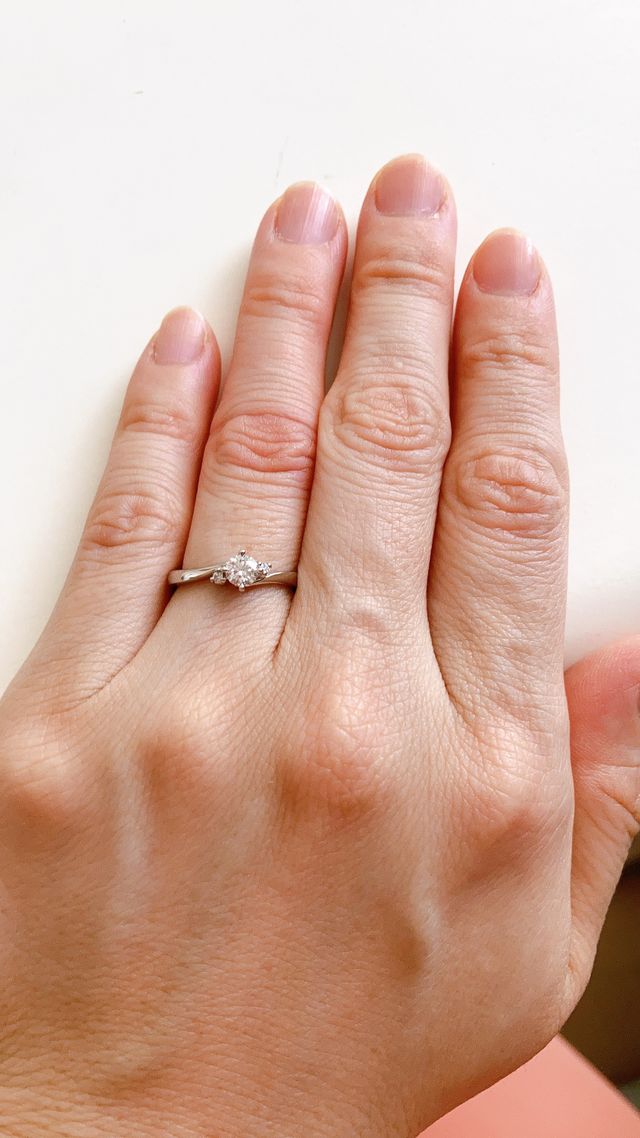 キタルファ✨
上品で私の手にフィットしていて輝きも綺麗です。