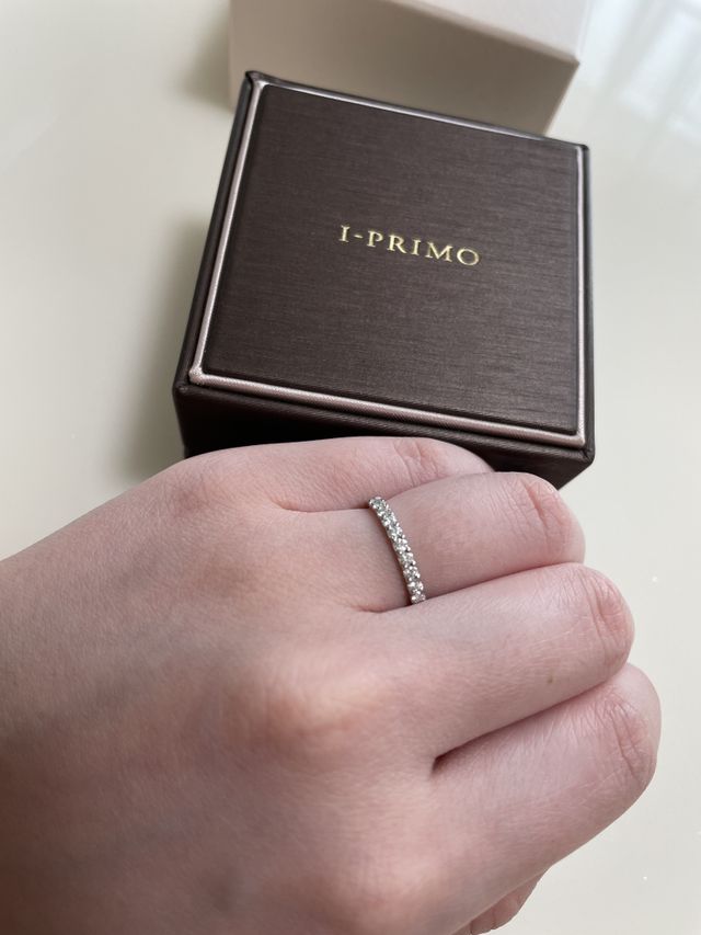 ハーフエタニティリング
