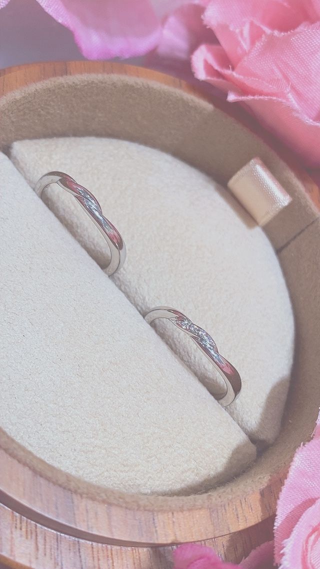 ハーモニー
手と手を取り合っているイメージとお聞きしました