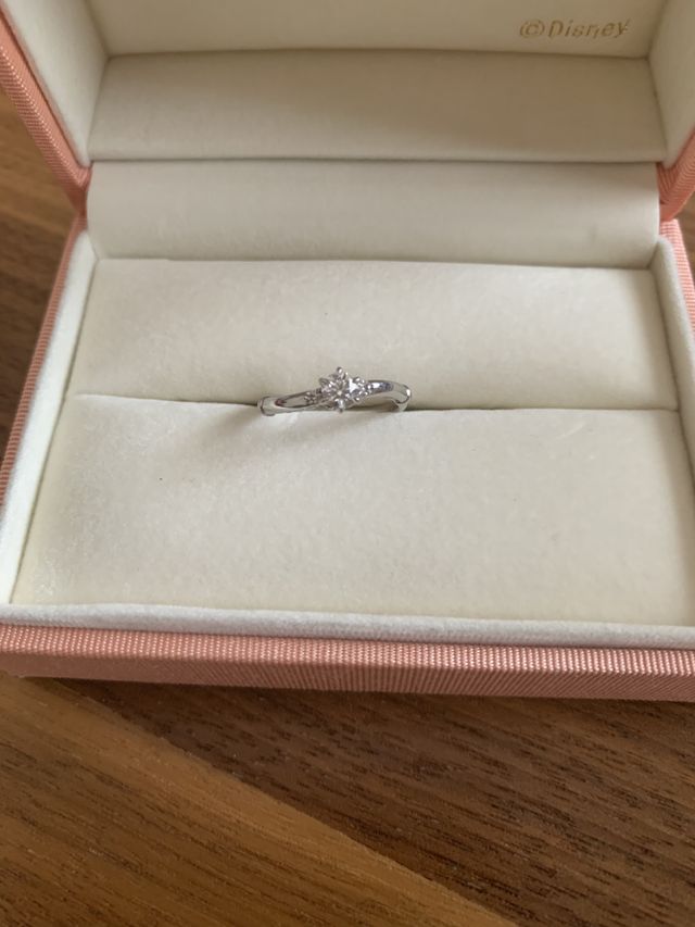 ウェーブタイプにしエレガントな感じにしました。