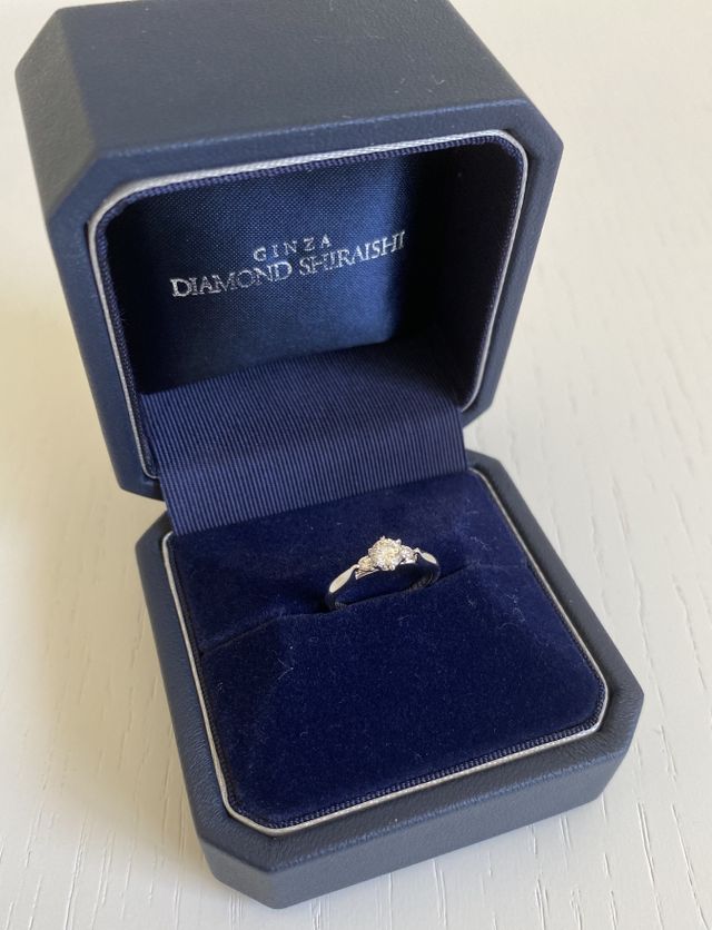 ボックスのデザインも高級感があって素敵です。