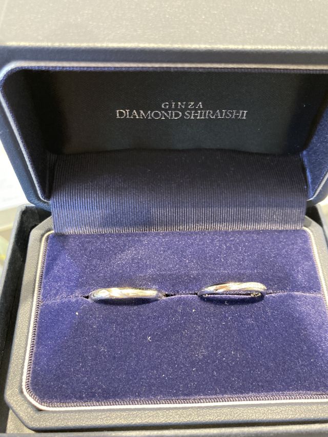 女性用がラディアントデイズです。