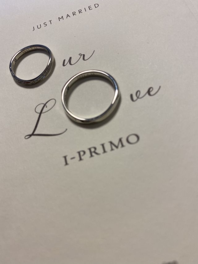 お互いが良いと思ったものが偶然一致しこの指輪に決めました。