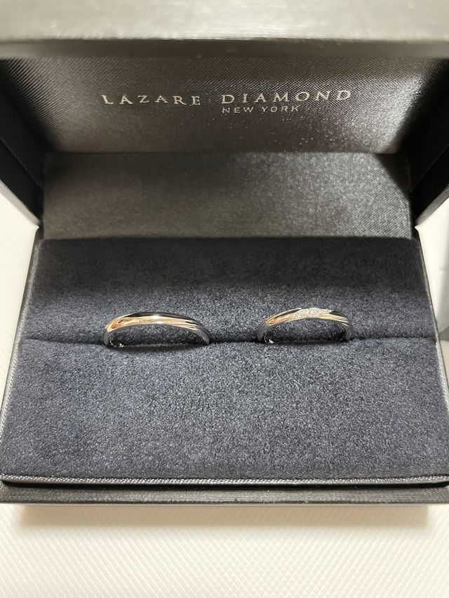 ダイヤがとても輝いて綺麗。リングボックスも立派でした！