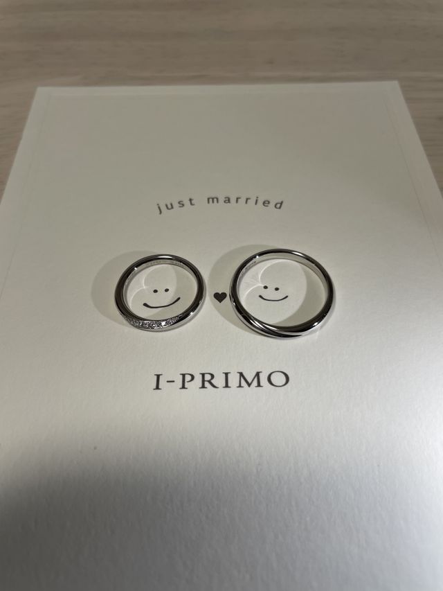 アイプリモから紙をもらいそれで写真を撮りました。