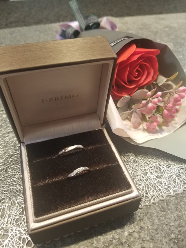 指輪は、２段で入ってます