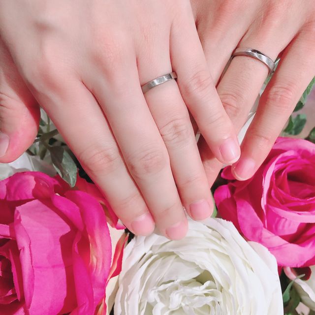 鏡面とヘアラインでシンプルなデザインにしました。