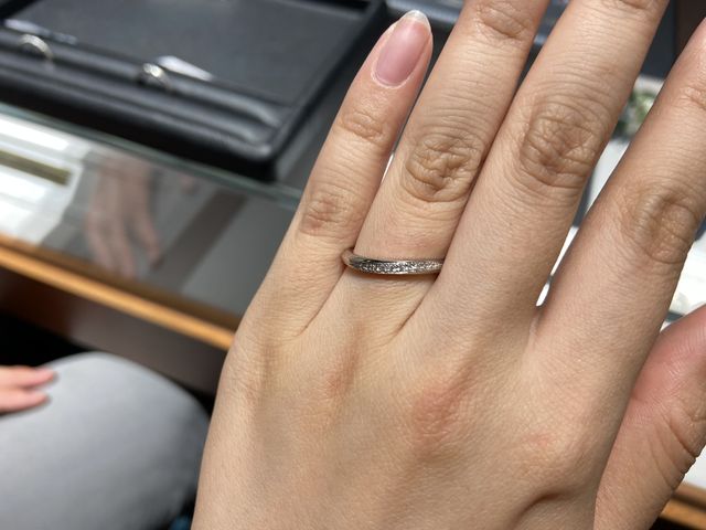 ダイヤが連なるタイプを探して来店、キラキラが本当に綺麗でした