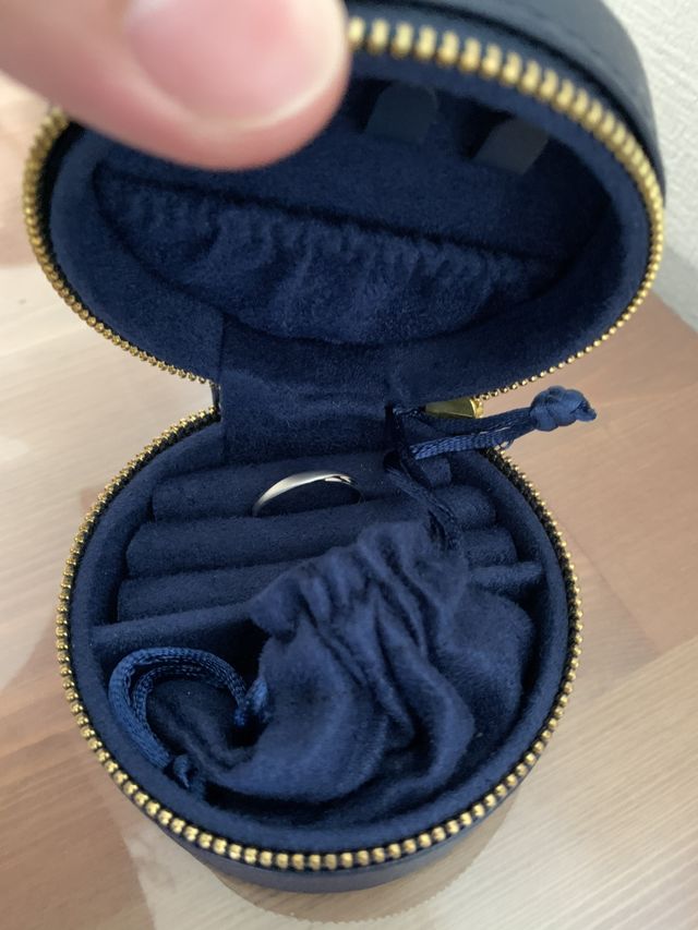 リングケースはサービスで頂きました。