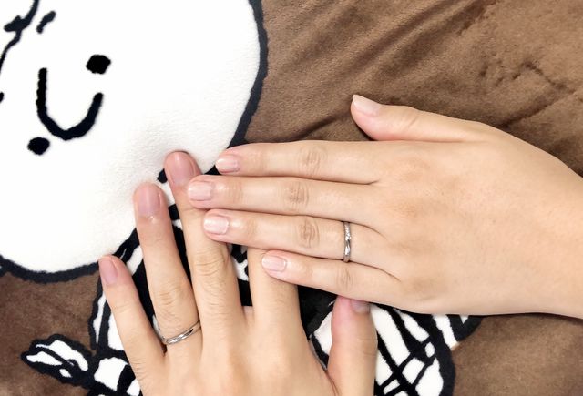 斜めのデザインが綺麗な指輪です