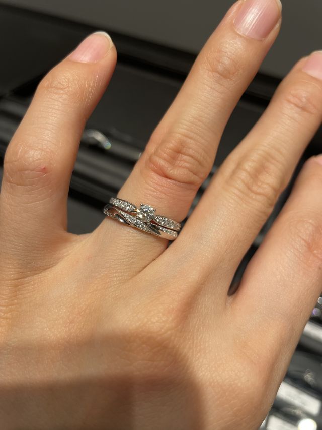 婚約指輪との相性もバッチリでした！