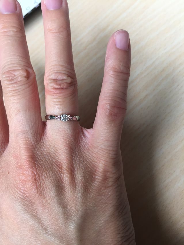 光に反射して、キラキラ綺麗です☆彡