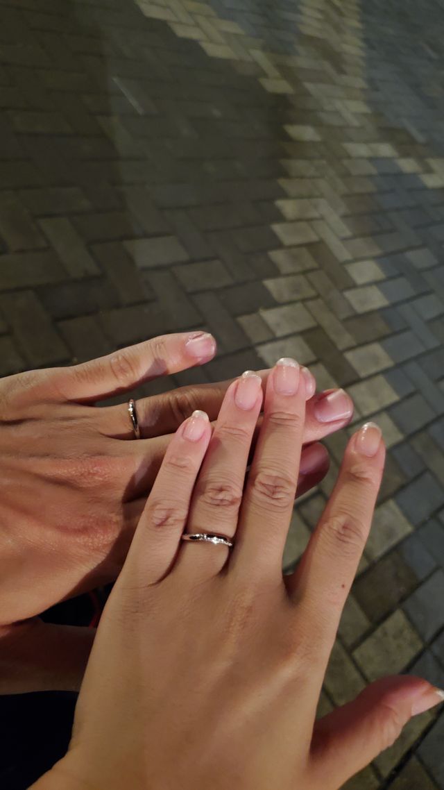 プラチナ995にしたので、男性も輝きがあります。