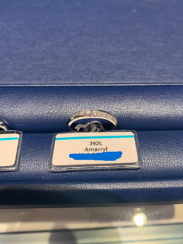 デザインはバージンロードをイメージされています。