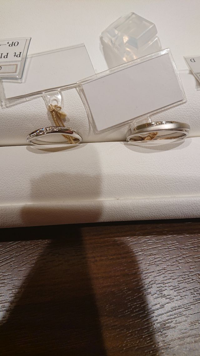 ちょっと曲がっているように見えるデザイン