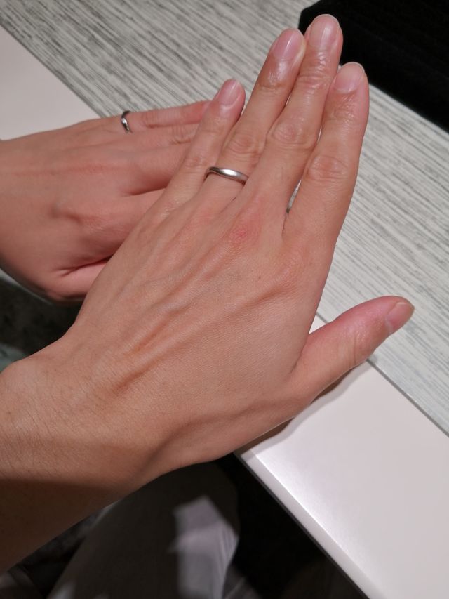 ウルバーノの艶消し加工を試着させて頂きました。