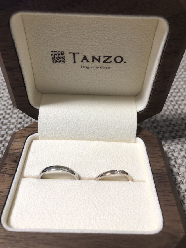 職人さんに作っていただいた鍛造製法の指輪に満足しています。