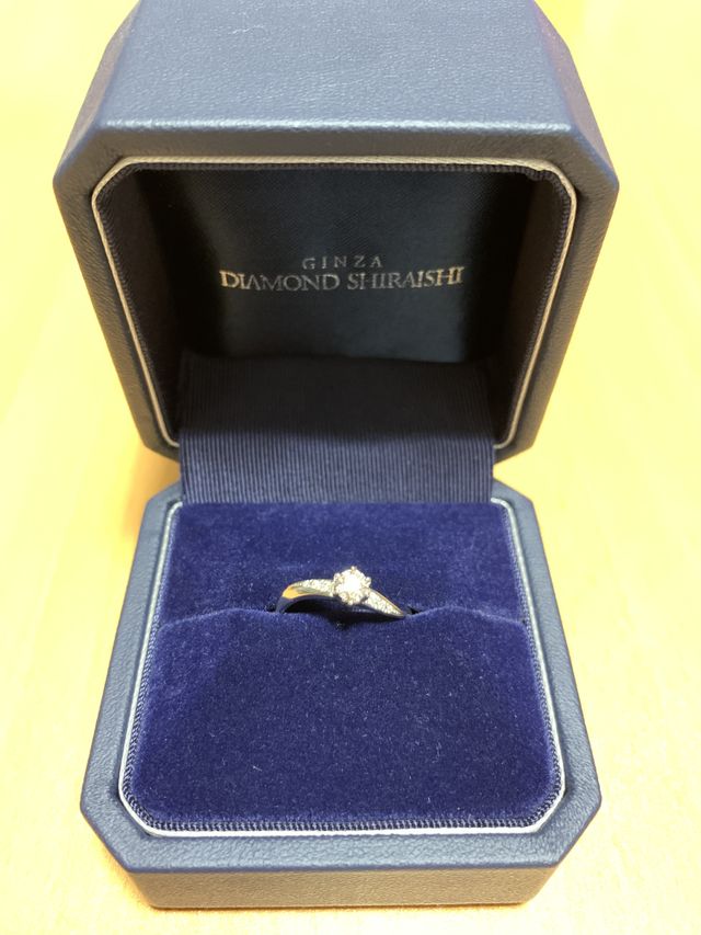 クラリティがIFでトリプルエクセレント。0.258カラット。