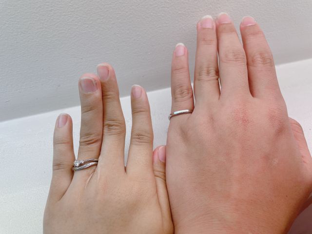 婚約指輪、結婚指輪のセットです。