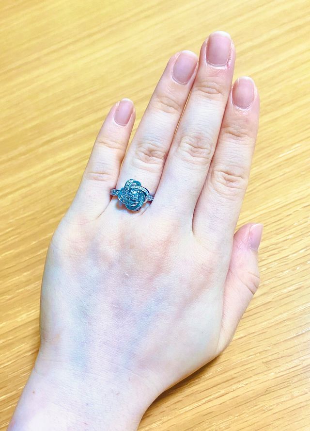 ピヴォワンヌ　ソリテールリング