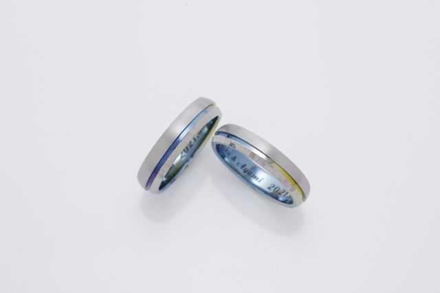 内側はソレイユのグラデーションカラーにしました