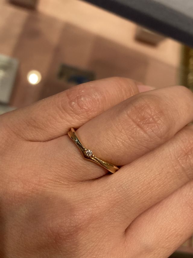 試着時。ラインが可愛いです